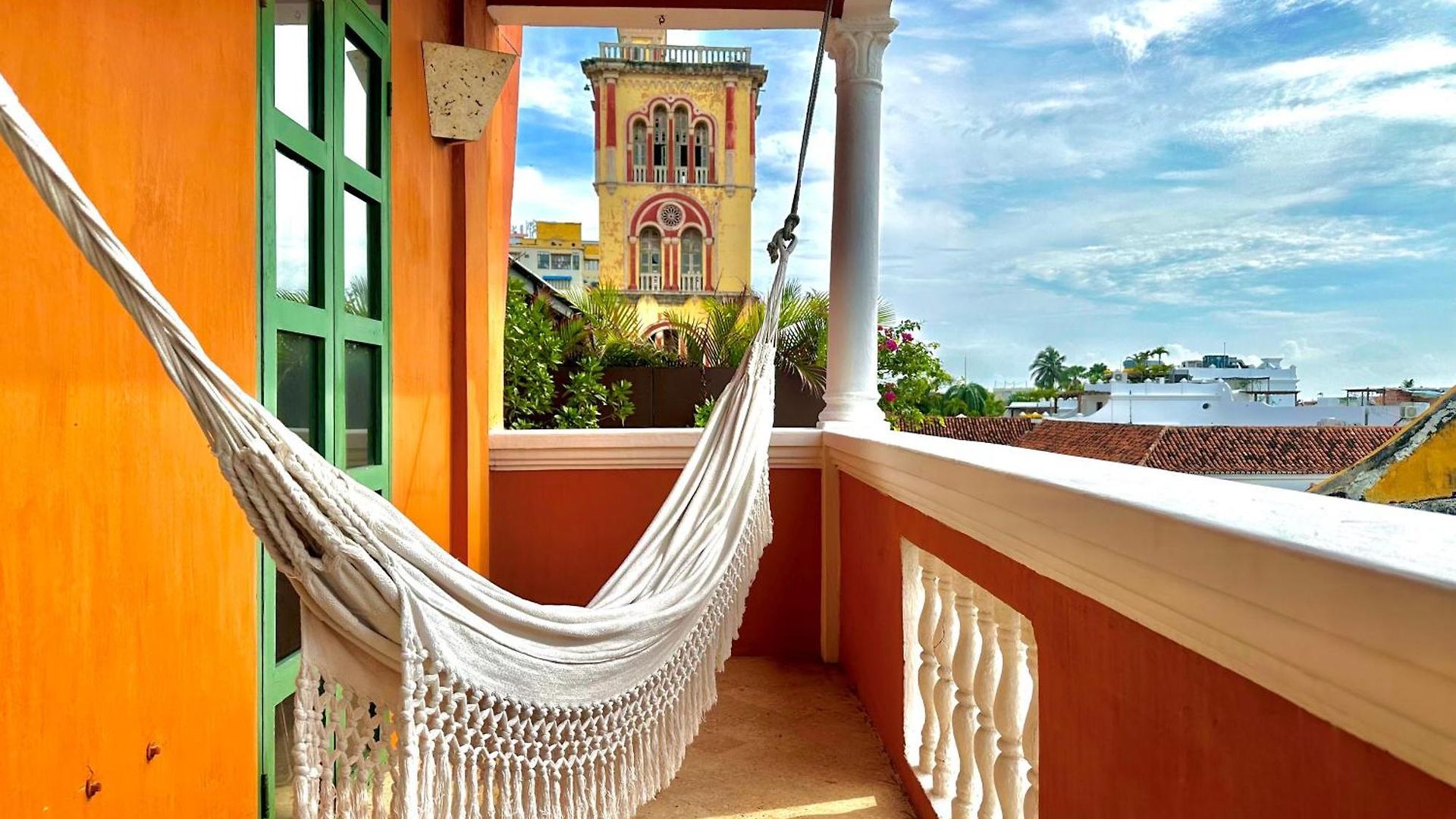 By Calamari Homes - El Porvenir 402 Walled