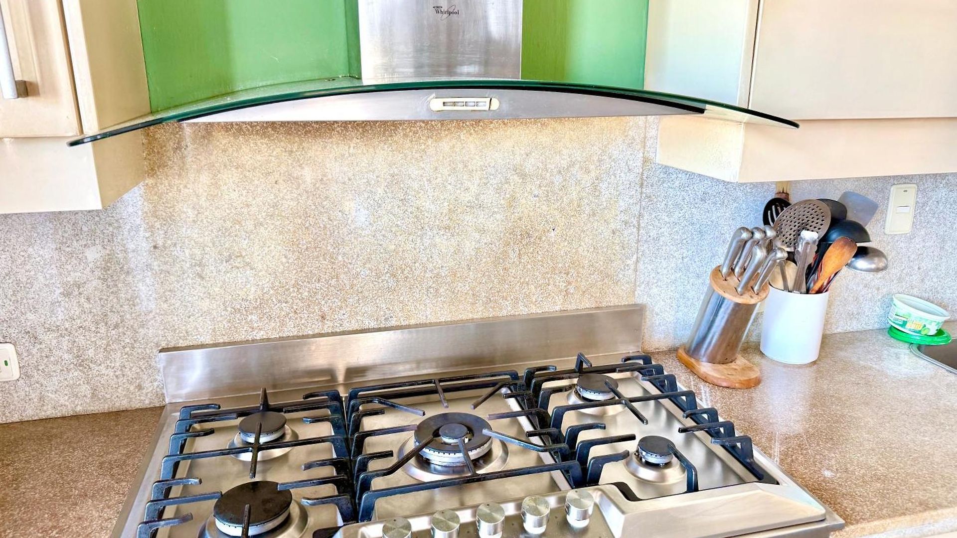 By Calamari Homes - El Porvenir 402 Walled