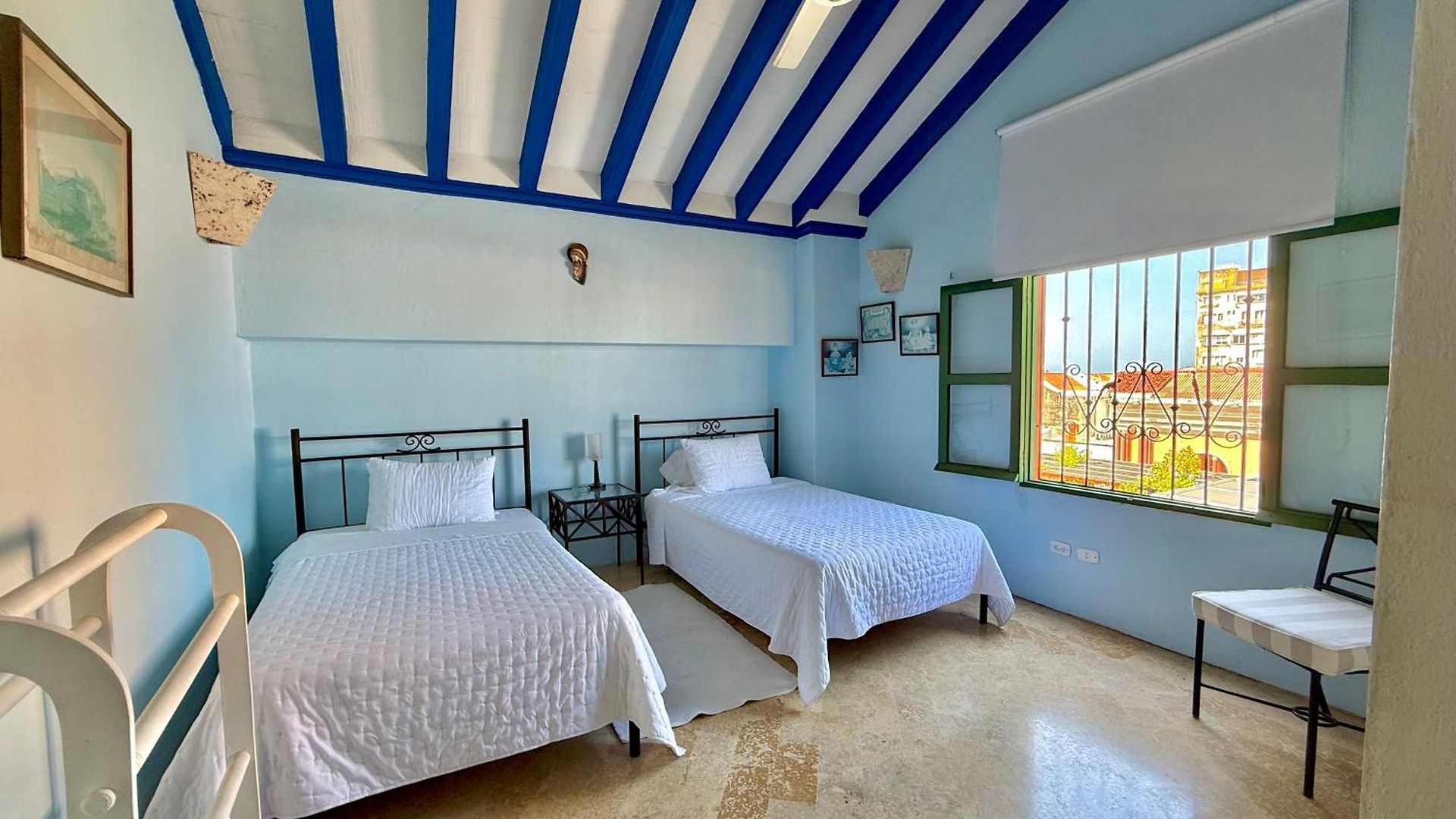 By Calamari Homes - El Porvenir 402 Walled Apartment Cartagena