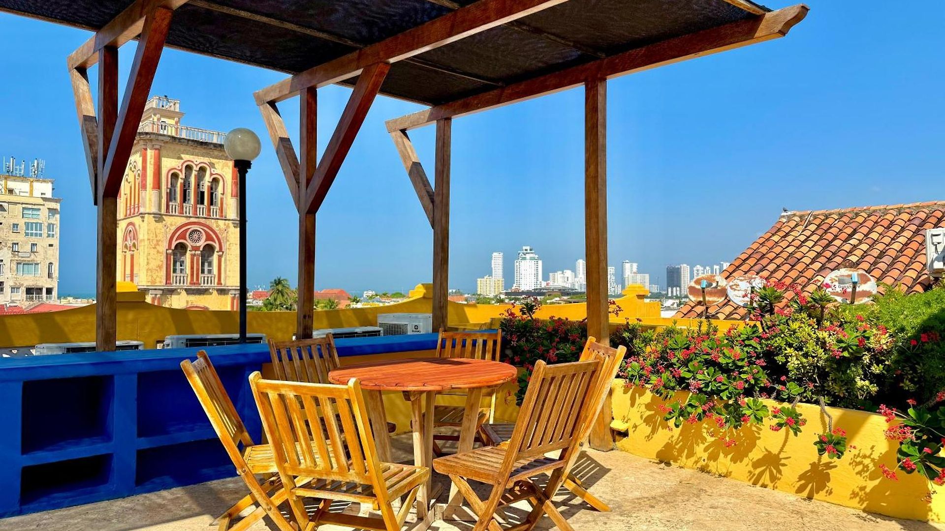 By Calamari Homes - El Porvenir 402 Walled Cartagena