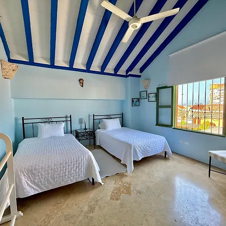 By Calamari Homes - El Porvenir 402 Walled Apartment Cartagena