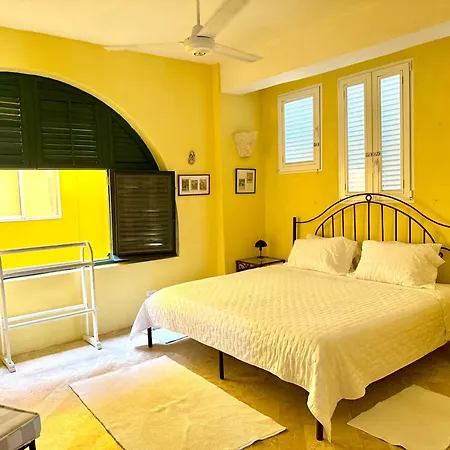By Calamari Homes - El Porvenir 402 Walled Cartagena