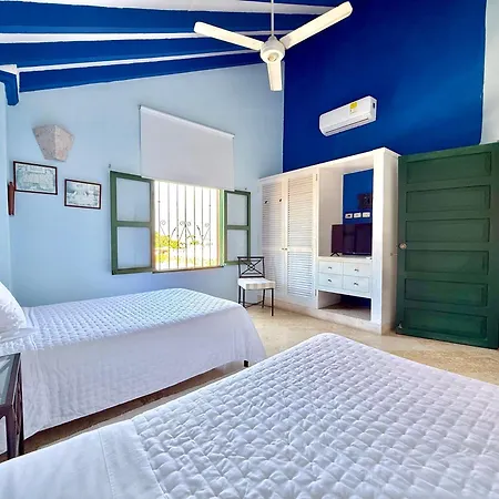 Apartment By Calamari Homes - El Porvenir 402 Walled *