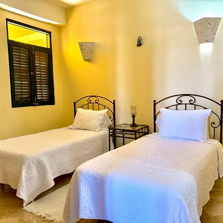 By Calamari Homes - El Porvenir 402 Walled Apartment Cartagena