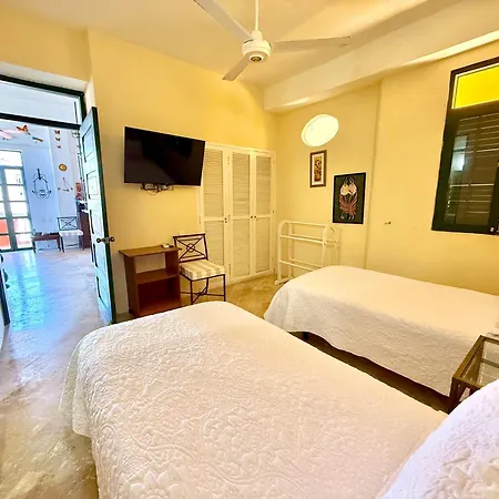 By Calamari Homes - El Porvenir 402 Walled